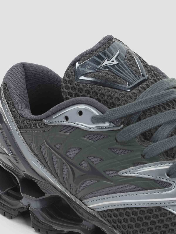 Baskets - Noir shop online: MIZUNO