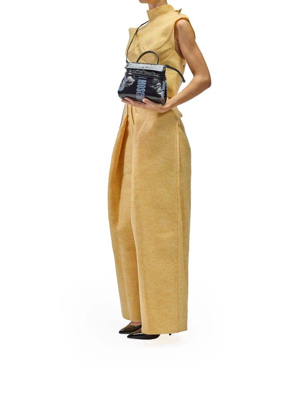 The Best Shops MOSCHINO: クロスボディバッグ - クロスボディバッグ - 黒