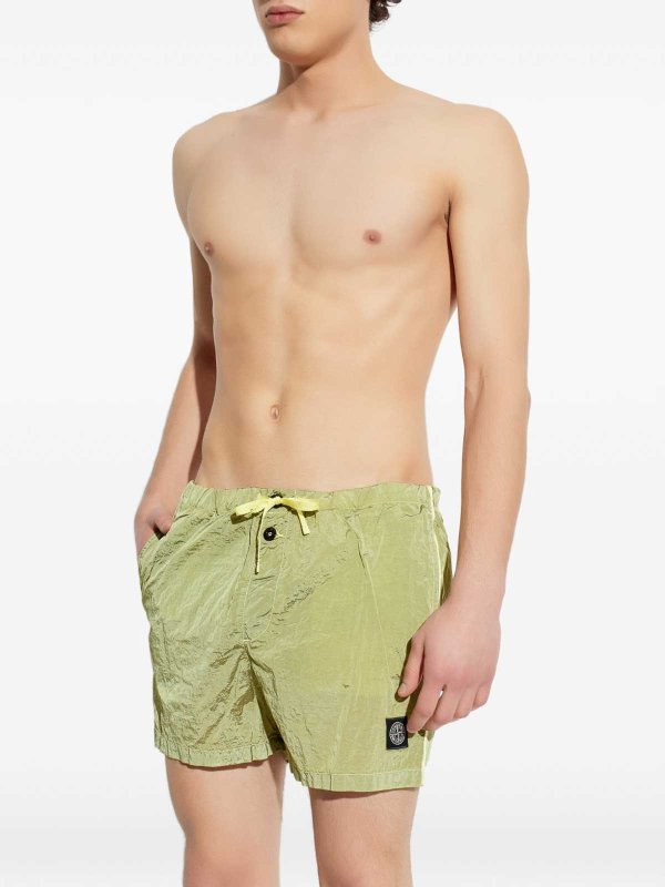 ショートパンツ - イエロー shop online: STONE ISLAND