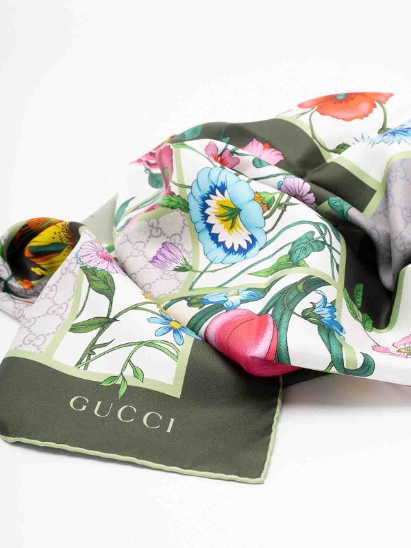 GUCCI: Stoles & Shawls online - Mini Blocks Flora Foulard