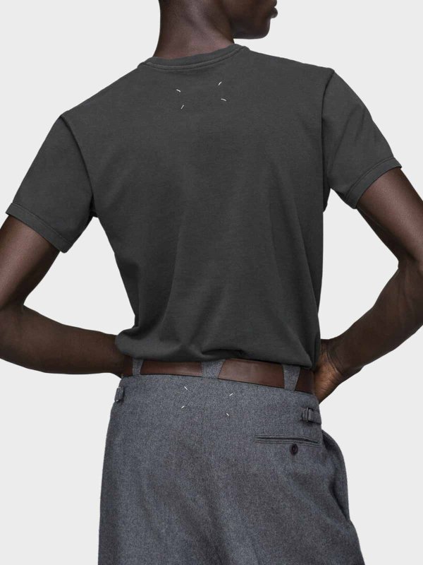 T-shirt con toppa con logo Replica 
online: Maison Margiela