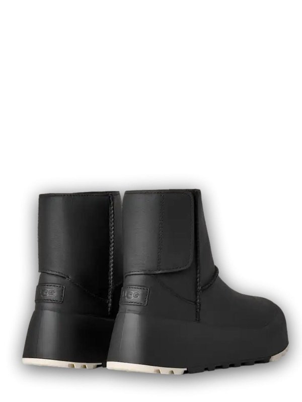 Classic Streetscape Boots shop online: UGG