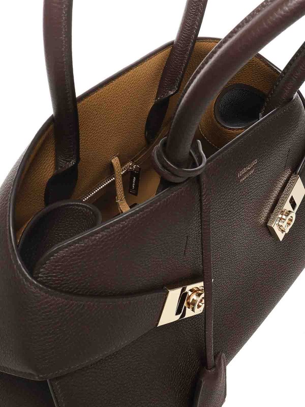 トートバッグ - ブラウン Replica 
online: FERRAGAMO