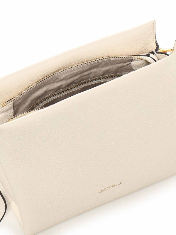 トートバッグ - ピンク shop online: COCCINELLE