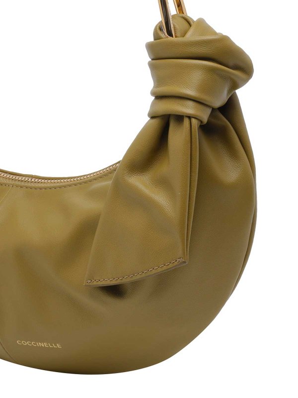 ショルダーバッグ - 緑 shop online: COCCINELLE