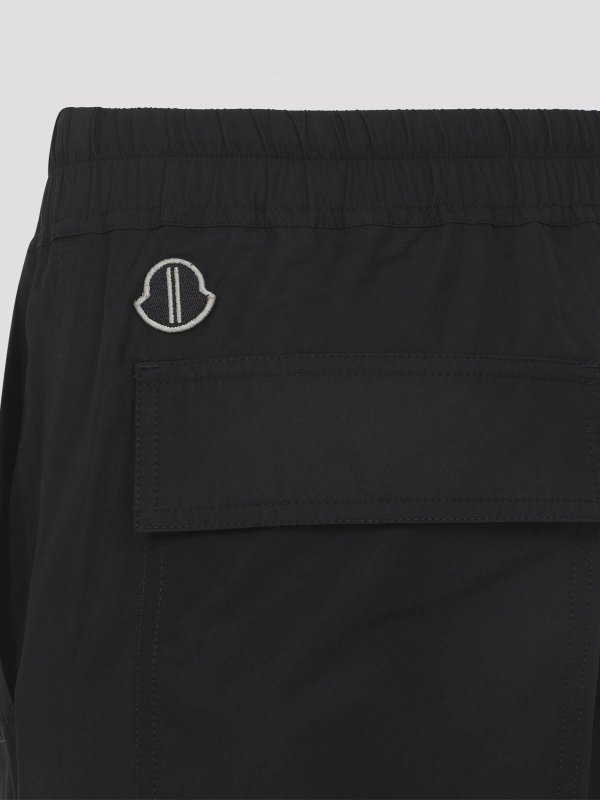 The Best Shops MONCLER: カジュアルトラウザー - カジュアルパンツ - 黒