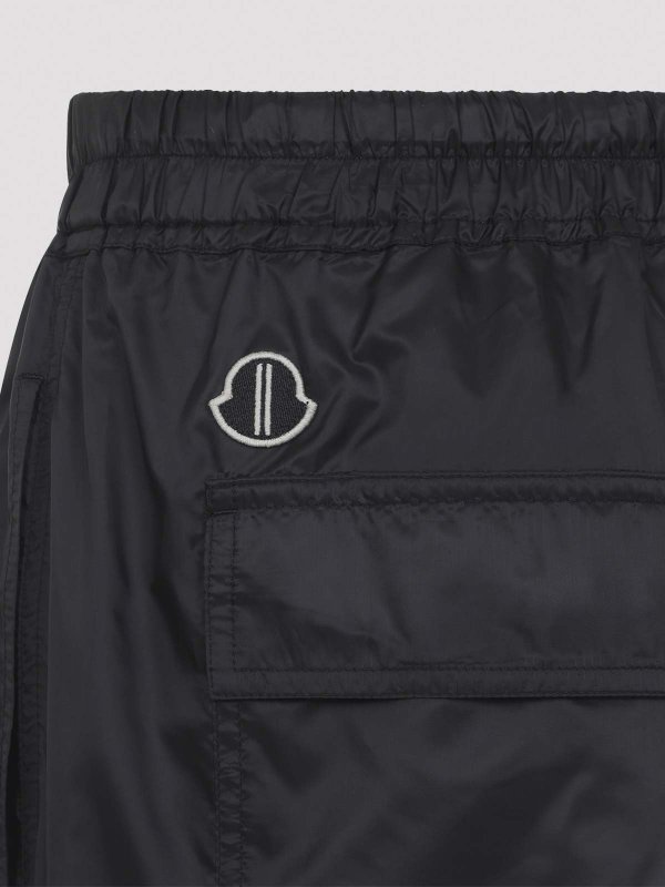 The Best Shops MONCLER: トラウザーショーツ - ショートパンツ - 黒