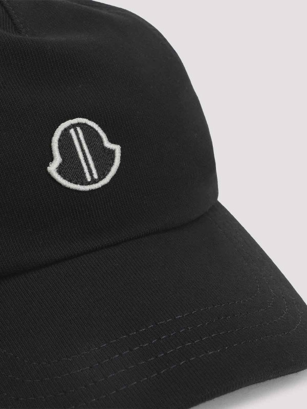 The Best Shops MONCLER: 帽子＆キャッブ - 帽子 - 黒