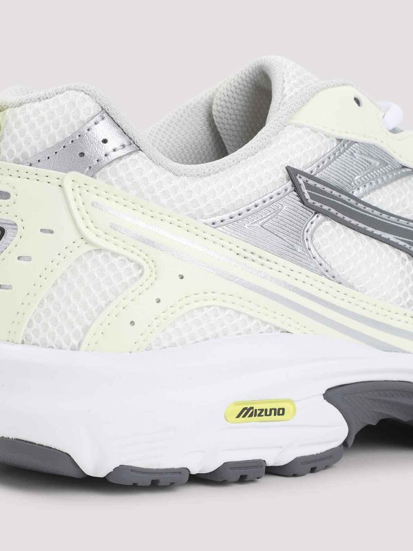 Baskets - Vert Replica 
online: MIZUNO