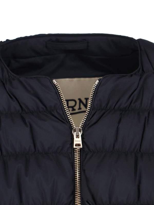 ダウンジャケット - 黒 shop online: HERNO