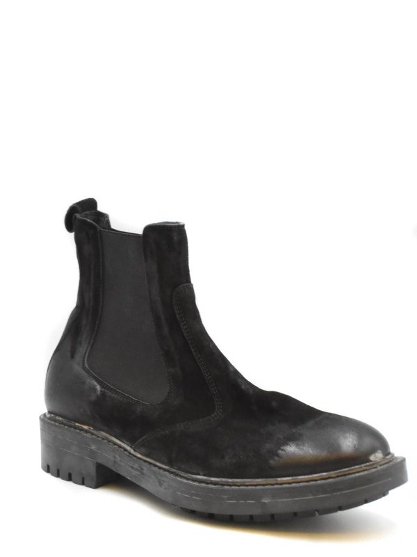 MOMA: boots online - Boots