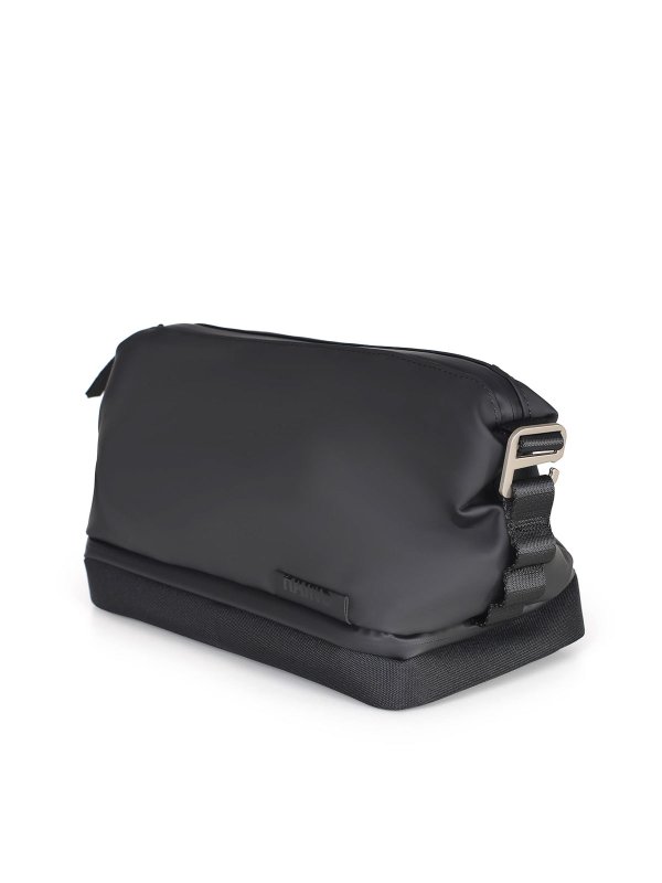 RAINS: クラッチバッグ online - クラッチバッグ - 黒