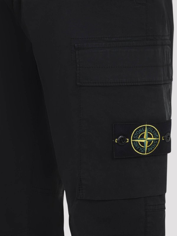 The Best Shops STONE ISLAND: カジュアルトラウザー - カジュアルパンツ - 黒