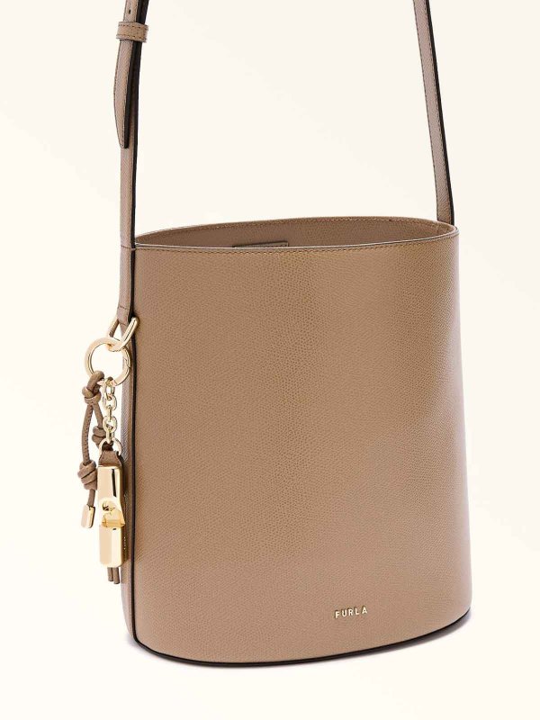 バケットバッグ - キャメル shop online: FURLA