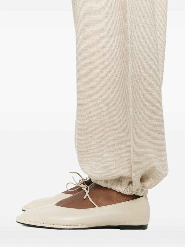 The Best Shops FABIANA FILIPPI: カジュアルトラウザー - カジュアルパンツ - 白