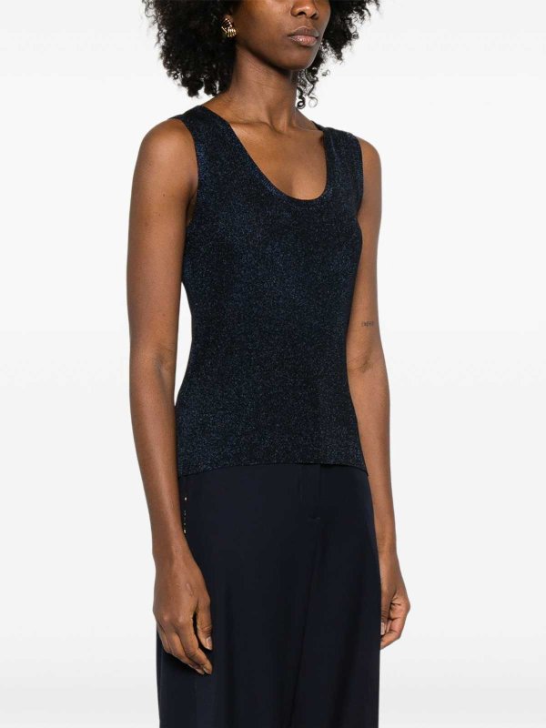 Canotta Replica 
online: FABIANA FILIPPI