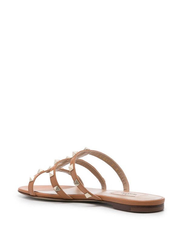 VALENTINO GARAVANI: サンダル online - サンダル - ブラウン