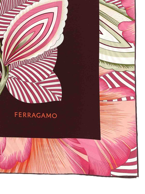 FERRAGAMO: sciarpe e foulard online - Sciarpa con stampa Brezza