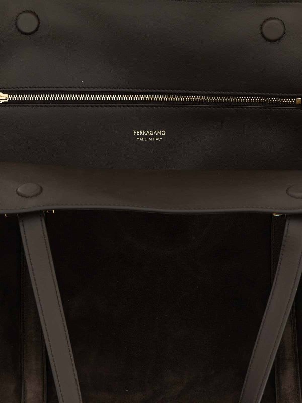 ショルダーバッグ - ブラウン Replica 
online: FERRAGAMO