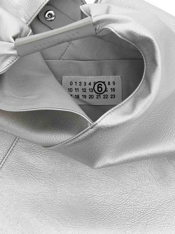 Shopper - Silber Replica 
online: MM6 MAISON MARGIELA