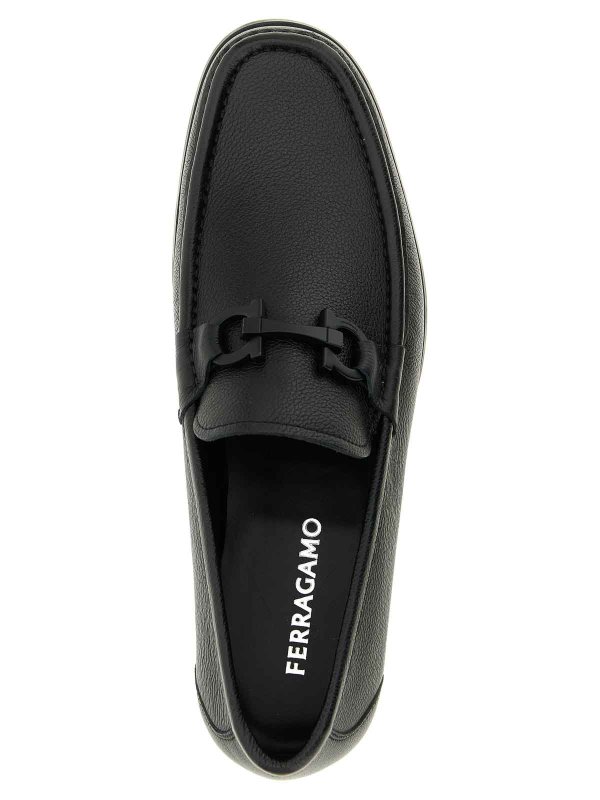 ローファー - 黒 shop online: FERRAGAMO