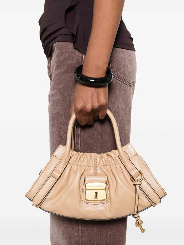 The Best Shops MARC JACOBS: クロスボディバッグ - クロスボディバッグ - キャメル