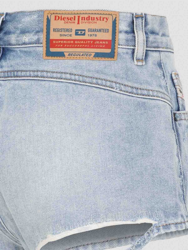 The Best Shops DIESEL: pantaloni shorts - Pantaloncini De-Lunar
