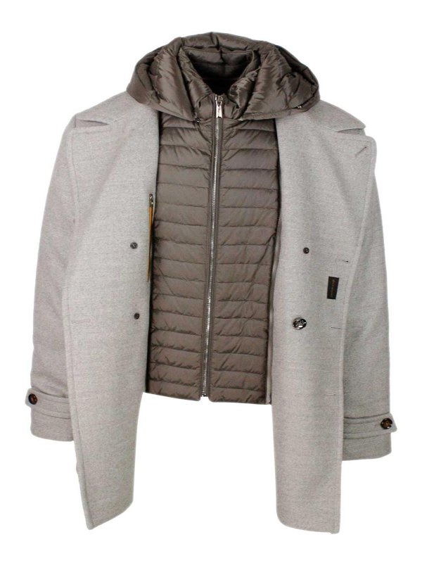 Coat Replica 
online: MOORER