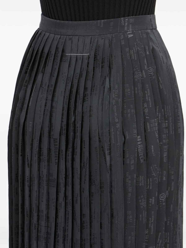 Pleated Skirt With Print Replica 
online: MM6 MAISON MARGIELA