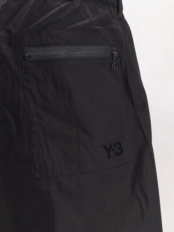 The Best Shops Y-3: Shorts - Shorts - Negro