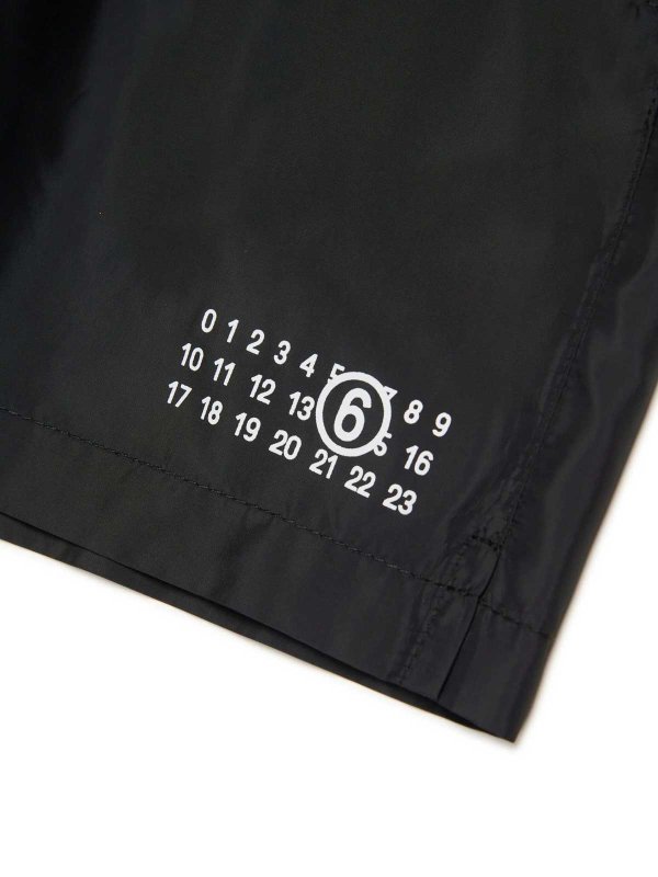 スイムショーツ/スイムトランクス - 黒 shop online: MM6 MAISON MARGIELA