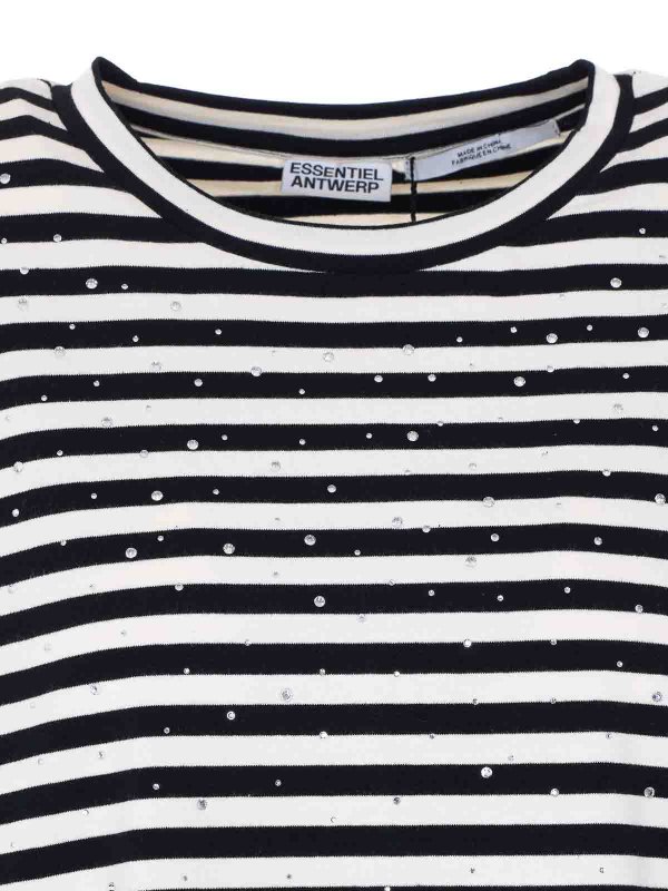 T-Shirt - Bunt Replica 
online: ESSENTIEL ANTWERP