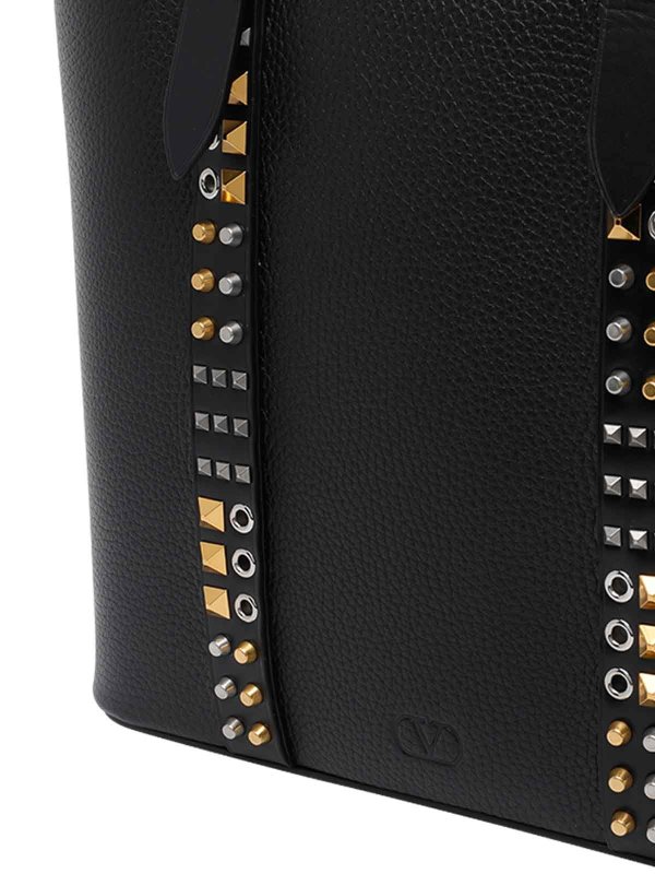 Medium Rockstud Tote Bag shop online: VALENTINO GARAVANI