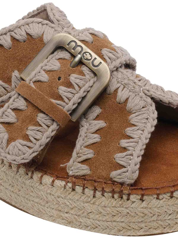 サンダル - ブラウン shop online: MOU