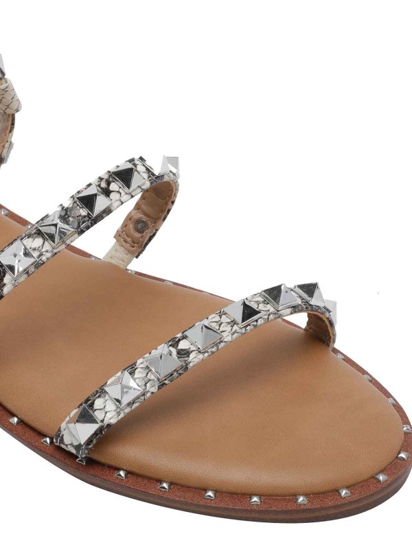 サンダル - グレー shop online: Steve Madden