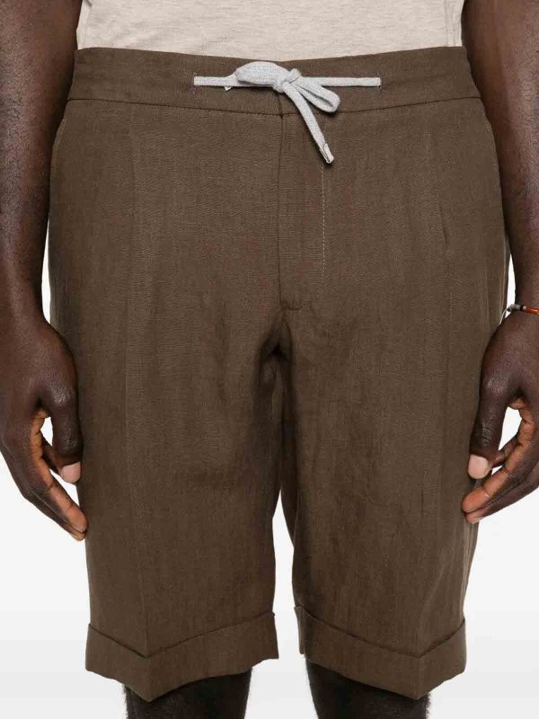 Chino Bermuda Replica 
online: BARBA NAPOLI