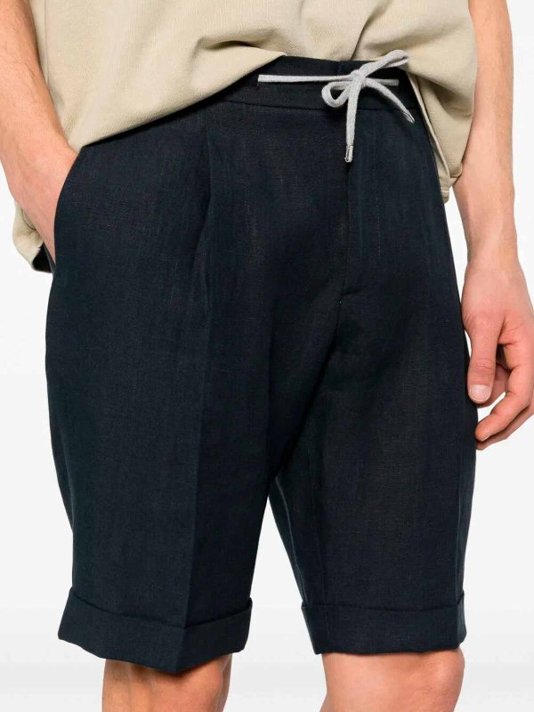 Chino Bermuda Replica 
online: BARBA NAPOLI