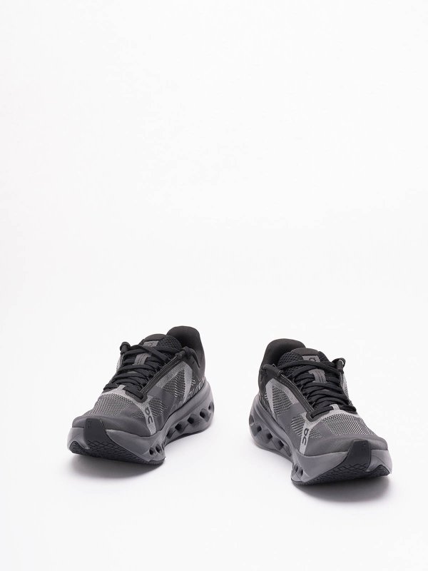 ON RUNNING: スニーカー online - スニーカー - 黒