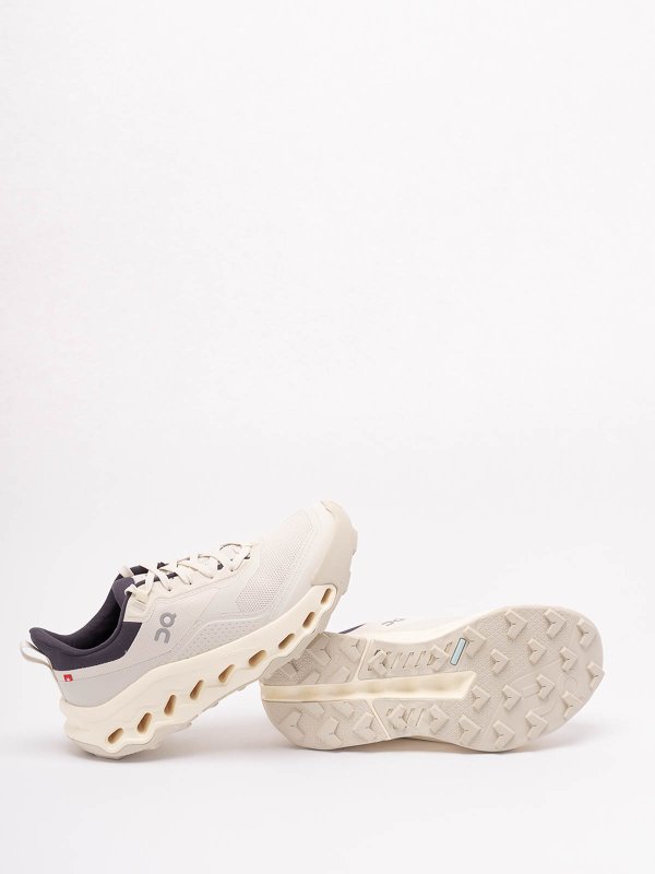 スニーカー - 白 Replica 
online: ON RUNNING