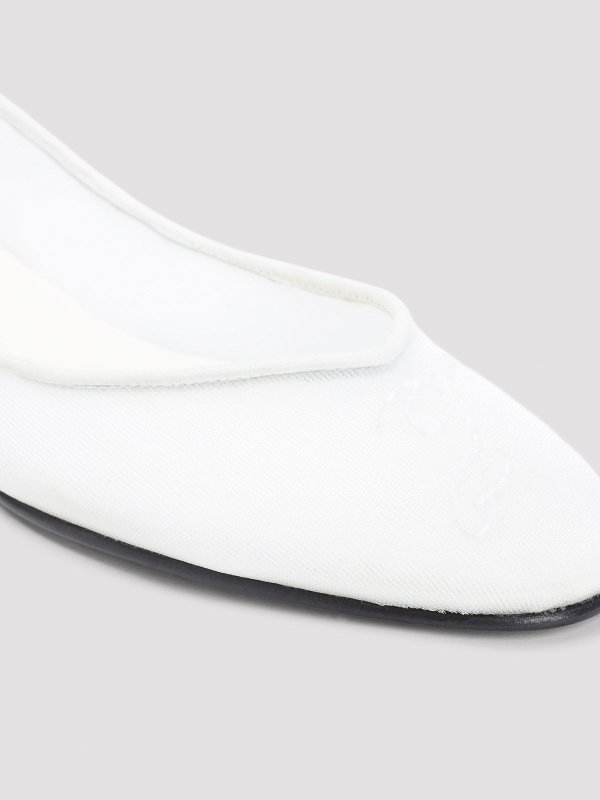 フラットシューズ - 白 shop online: JACQUEMUS