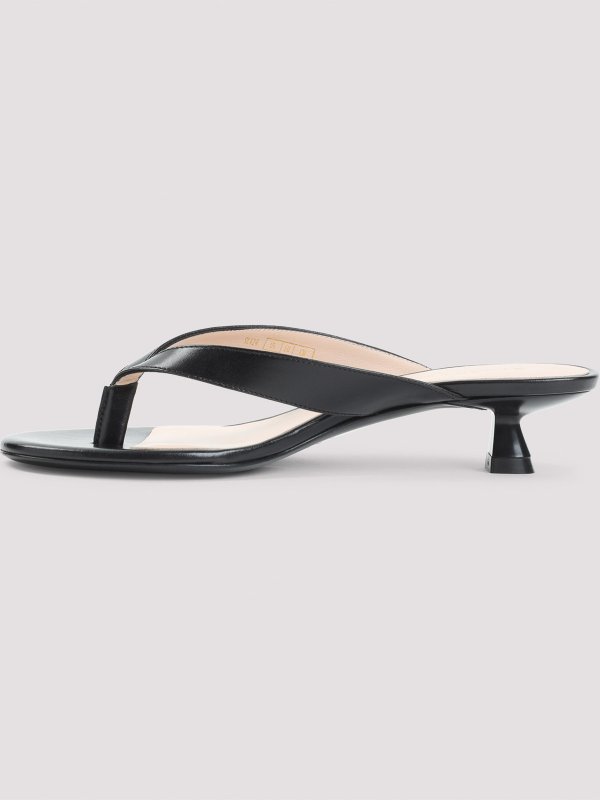 Stuart Weitzman: sandali online - Sandali Rio Sleek 35