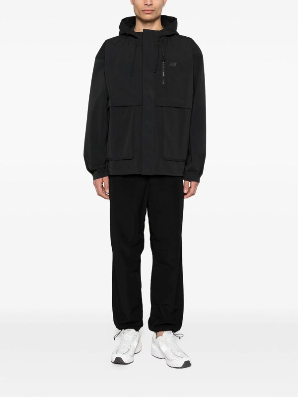 スウェットシャツ/セーター - 黒 shop online: NEW BALANCE
