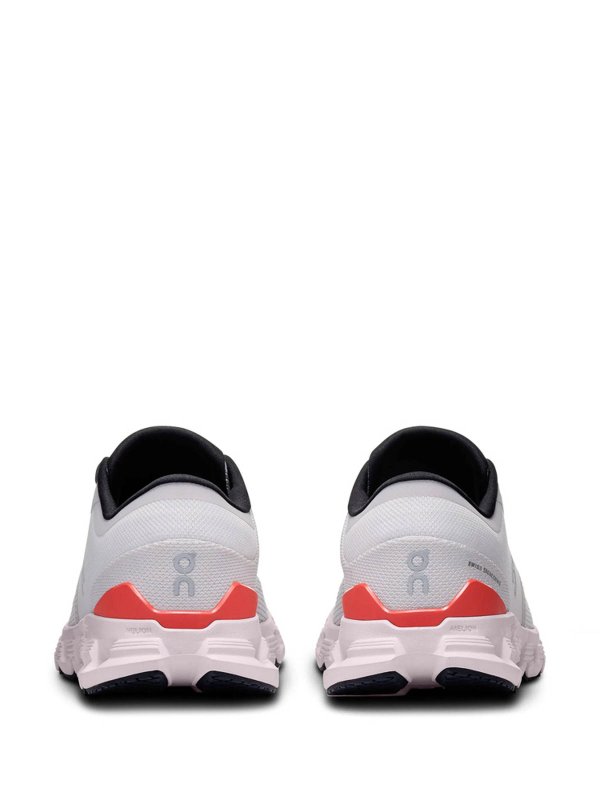 スニーカー - ヌードカラー shop online: ON RUNNING