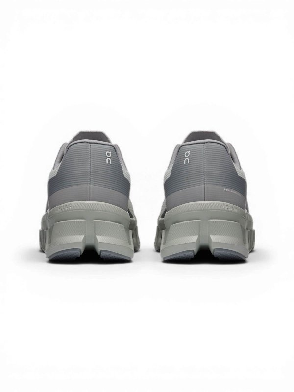 Sneaker - Weiß Replica 
online: ON RUNNING