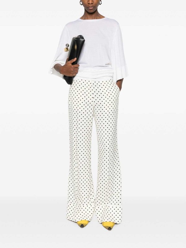 Pull Col Rond - Blanc Replica 
online: JACQUEMUS