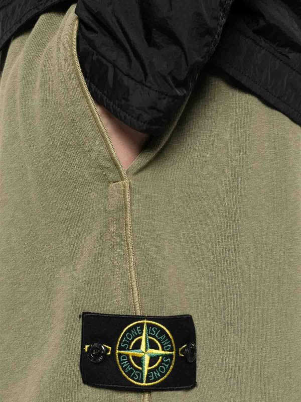 Short - Vert Replica 
online: STONE ISLAND