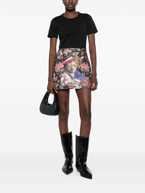 Dress Replica 
online: THE ARTISTYLIST