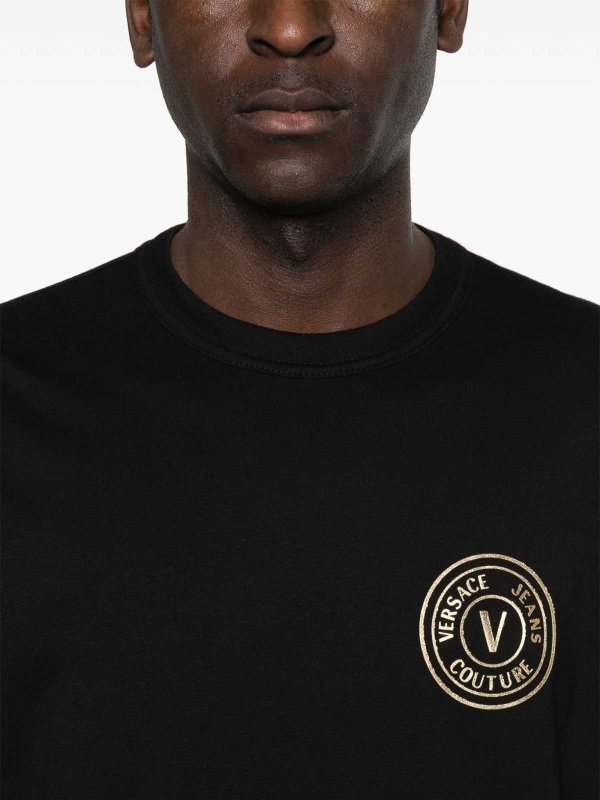 The Best Shops VERSACE JEANS: crew necks - T-Shirt In Black Featuring A Crew Neck
