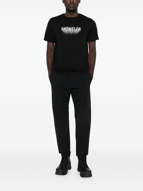 MONCLER: T-shirts online - T-Shirt - Noir