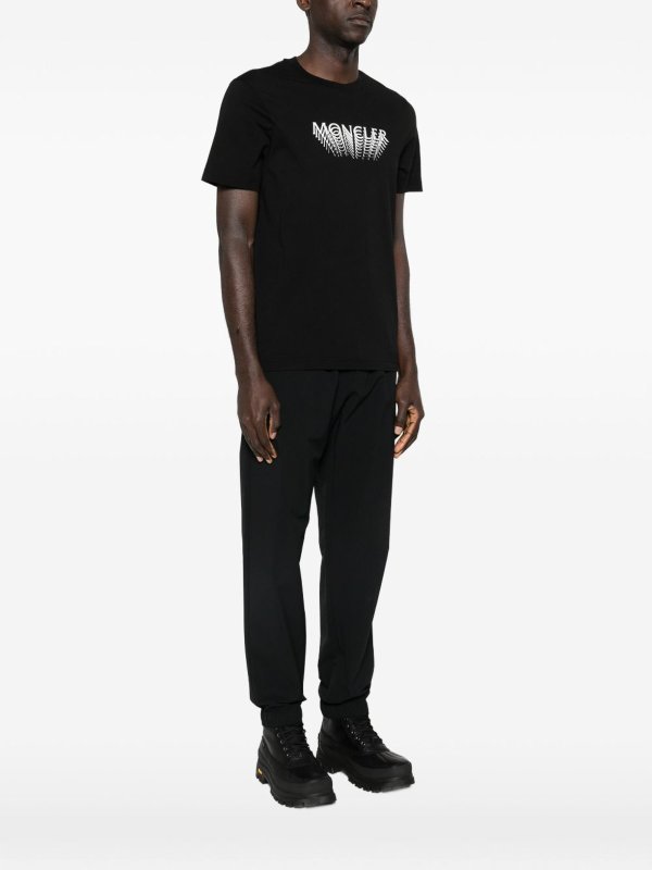 T-Shirt - Noir Replica 
online: MONCLER